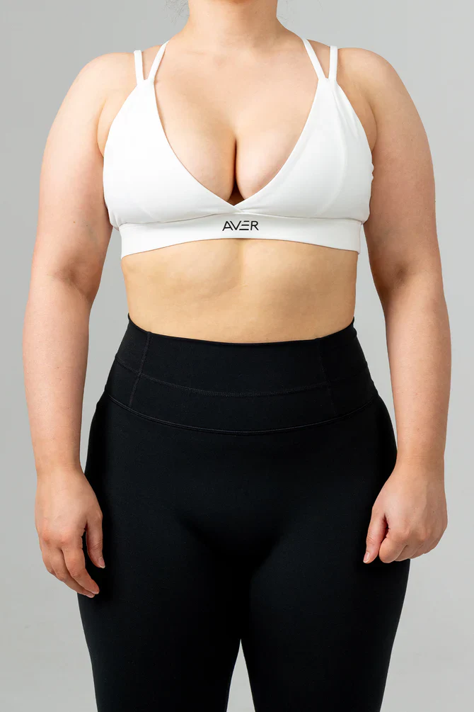 Chloe Crop - White - Image 3