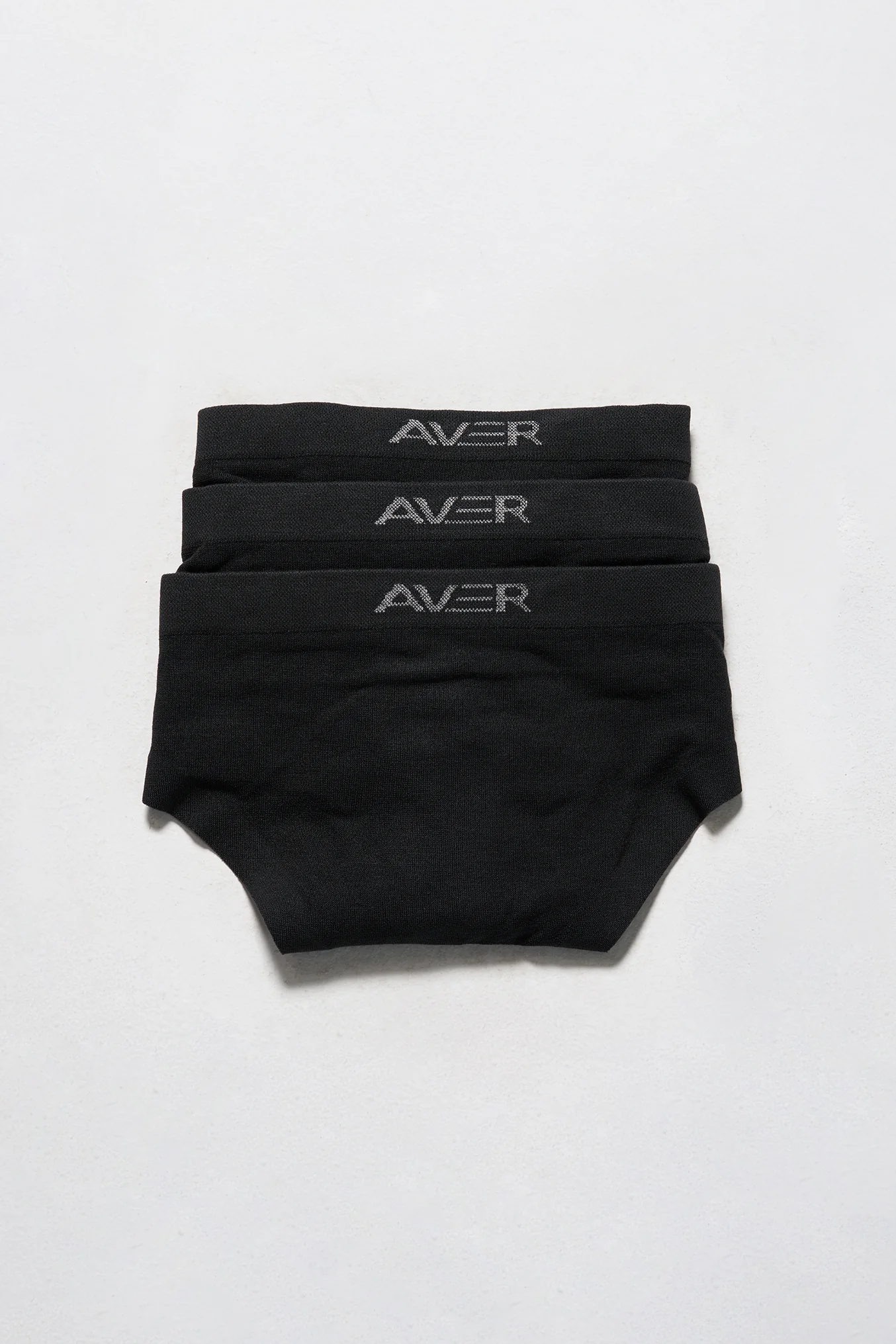 Aver® Seamless Thong - Black (3 pack)